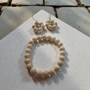 Chic Cream Beaded Bracelet Set